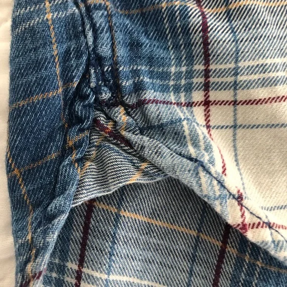 EUC 2 Women’s Cotton Plaid Plaid Flannel Shirts (Abercrombie & Eddie Bauer) - Picture 16 of 16